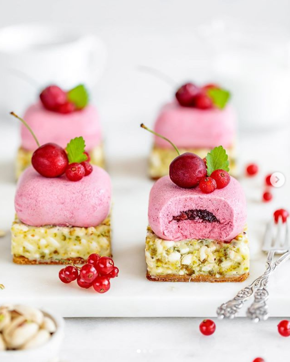 Barbarajustblog cherry pistachio puffedrice